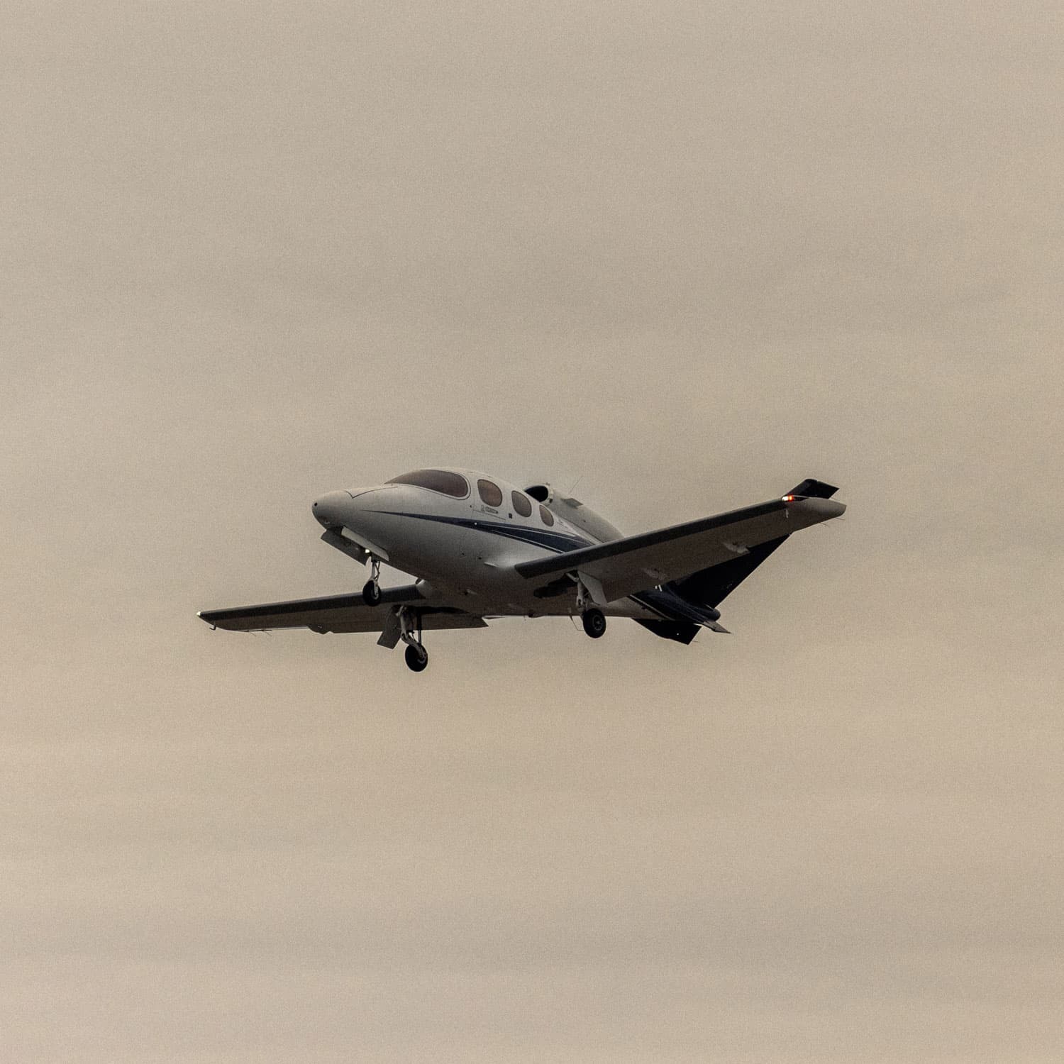 Cirrus Vision Jet (or similar) exterior