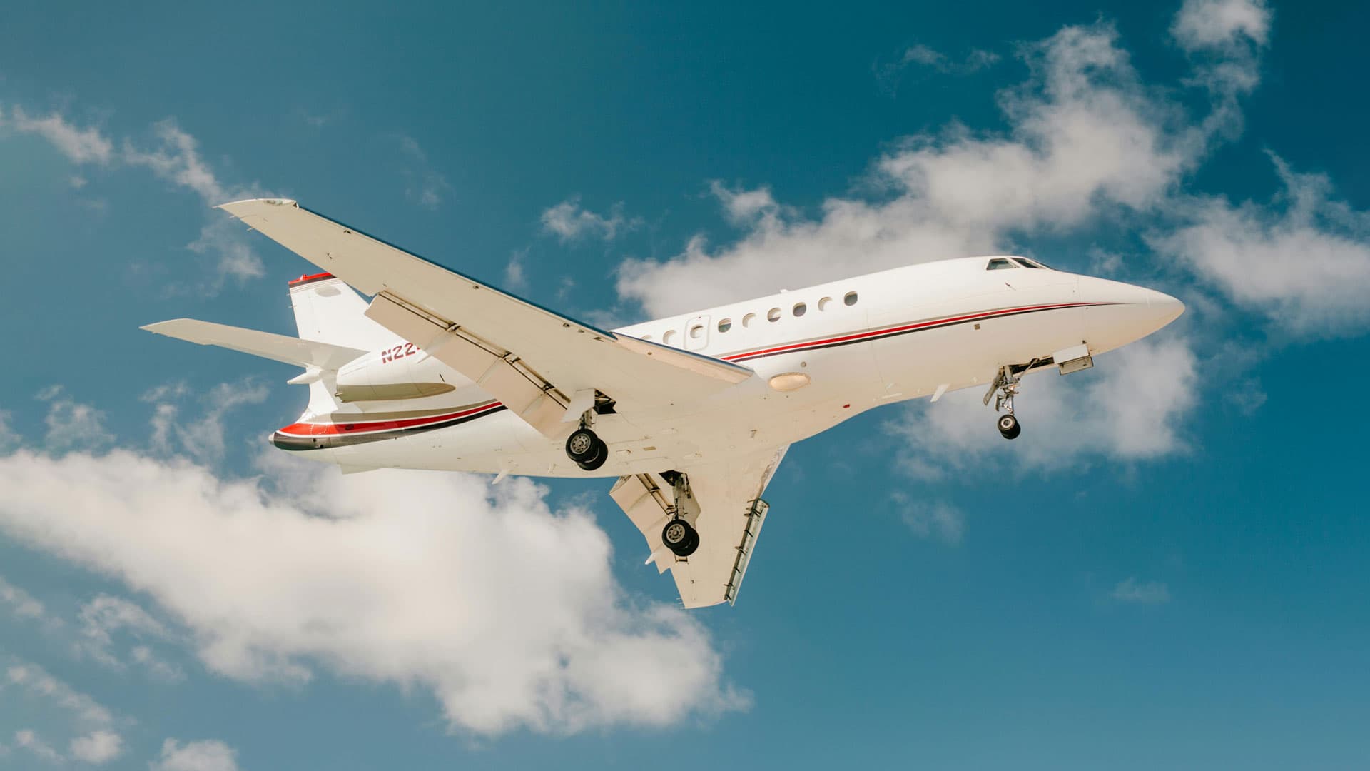 Dassault Falcon 900 flying in the sky